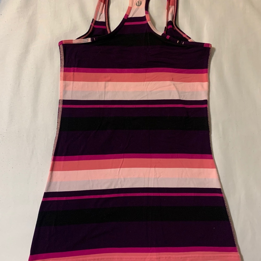 Lululemon tank